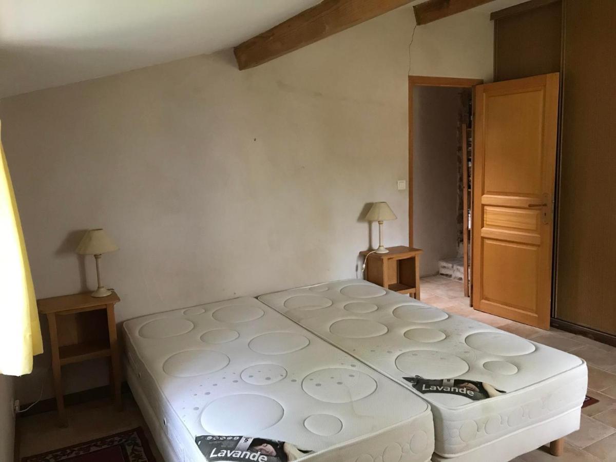 La Vieille Cure, Spa, Wifi A 20 Min Des Plages La Jonchere 外观 照片