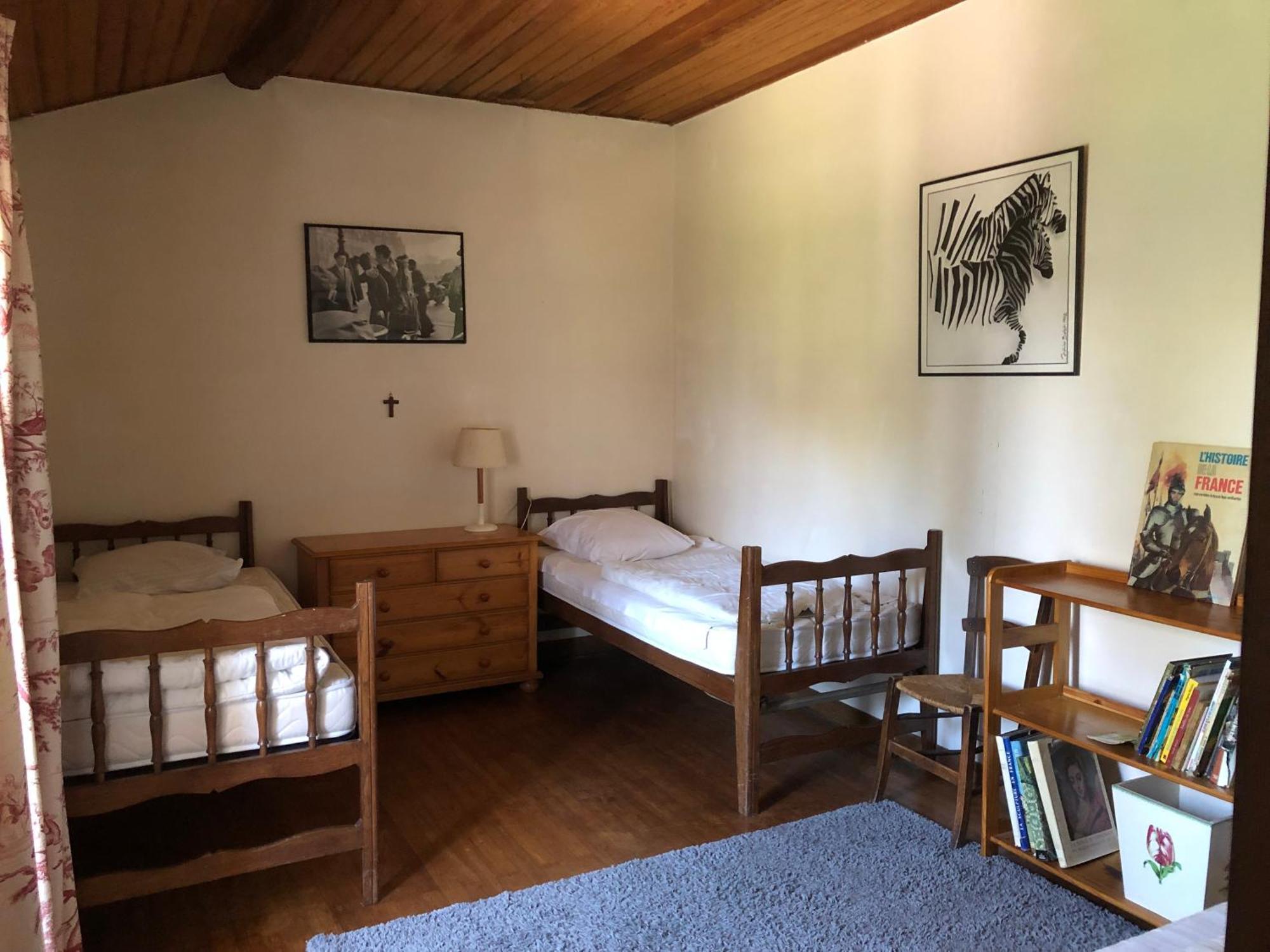 La Vieille Cure, Spa, Wifi A 20 Min Des Plages La Jonchere 外观 照片