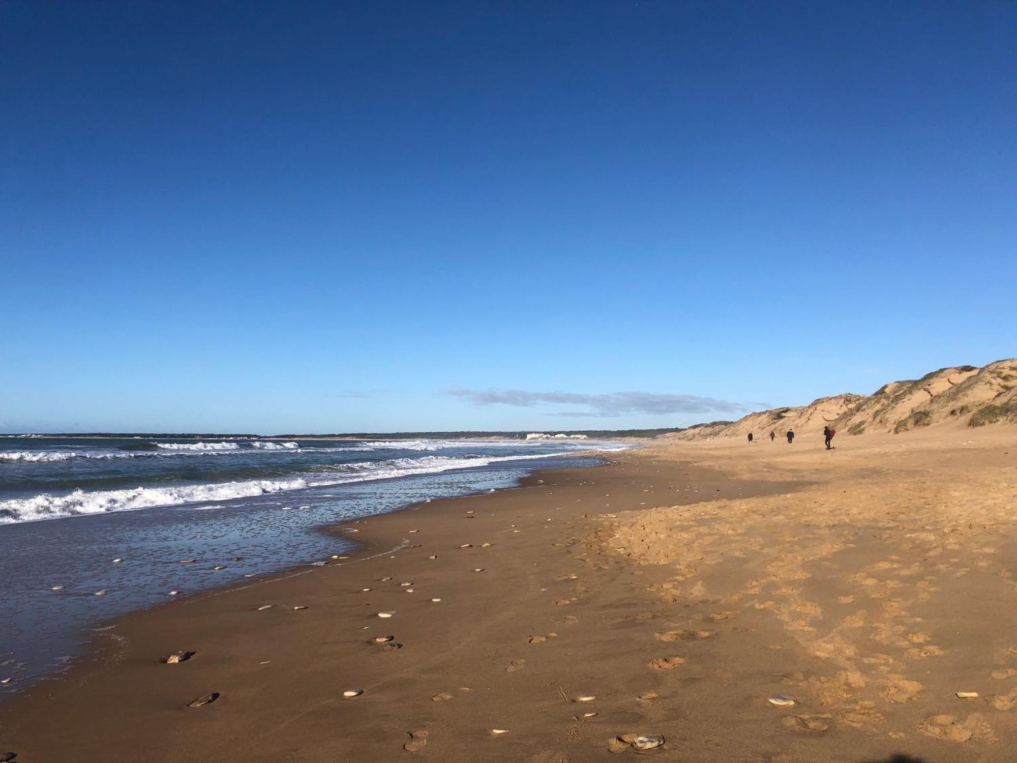 La Vieille Cure, Spa, Wifi A 20 Min Des Plages La Jonchere 外观 照片