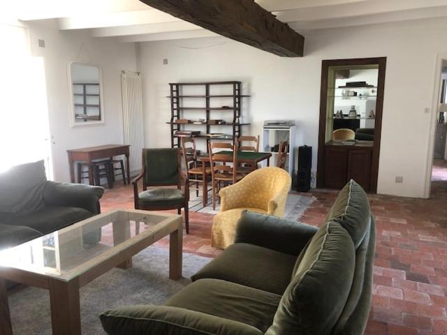 La Vieille Cure, Spa, Wifi A 20 Min Des Plages La Jonchere 外观 照片